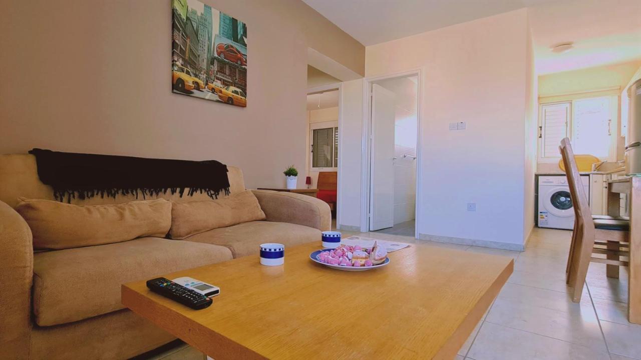 Stay Sunshine Apartment Paralimni Luaran gambar