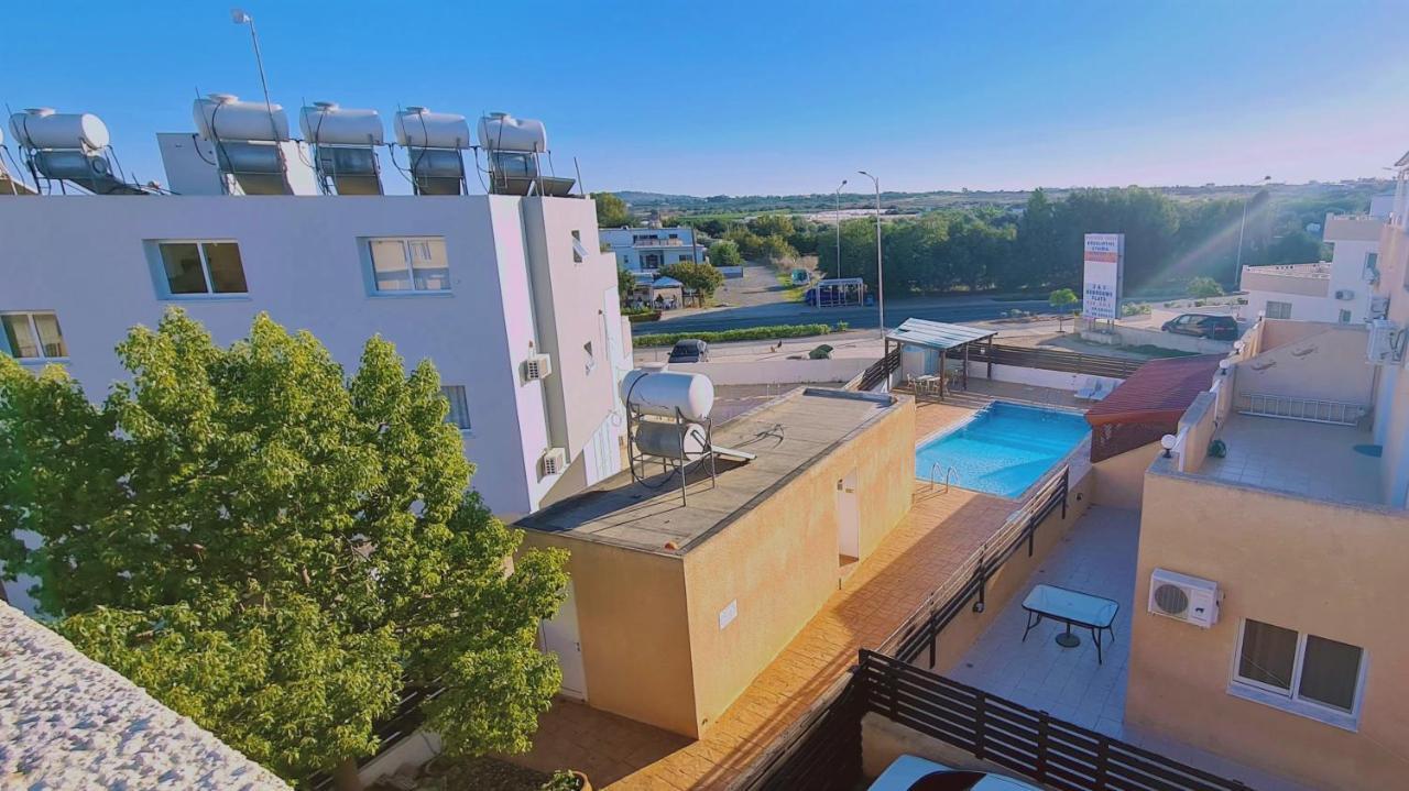 Stay Sunshine Apartment Paralimni Luaran gambar