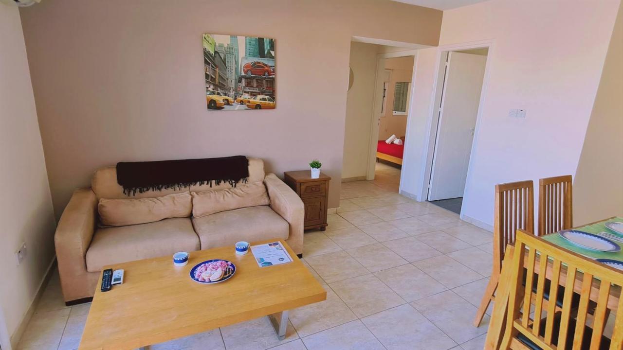 Stay Sunshine Apartment Paralimni Luaran gambar