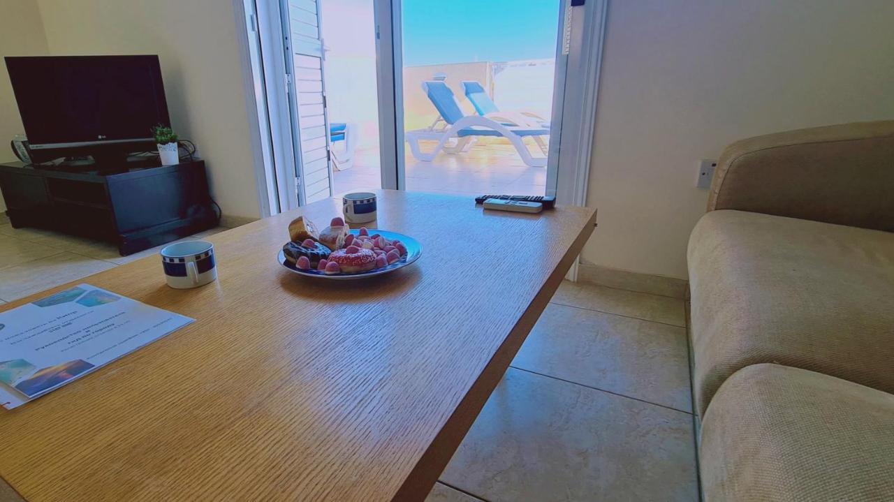 Stay Sunshine Apartment Paralimni Luaran gambar