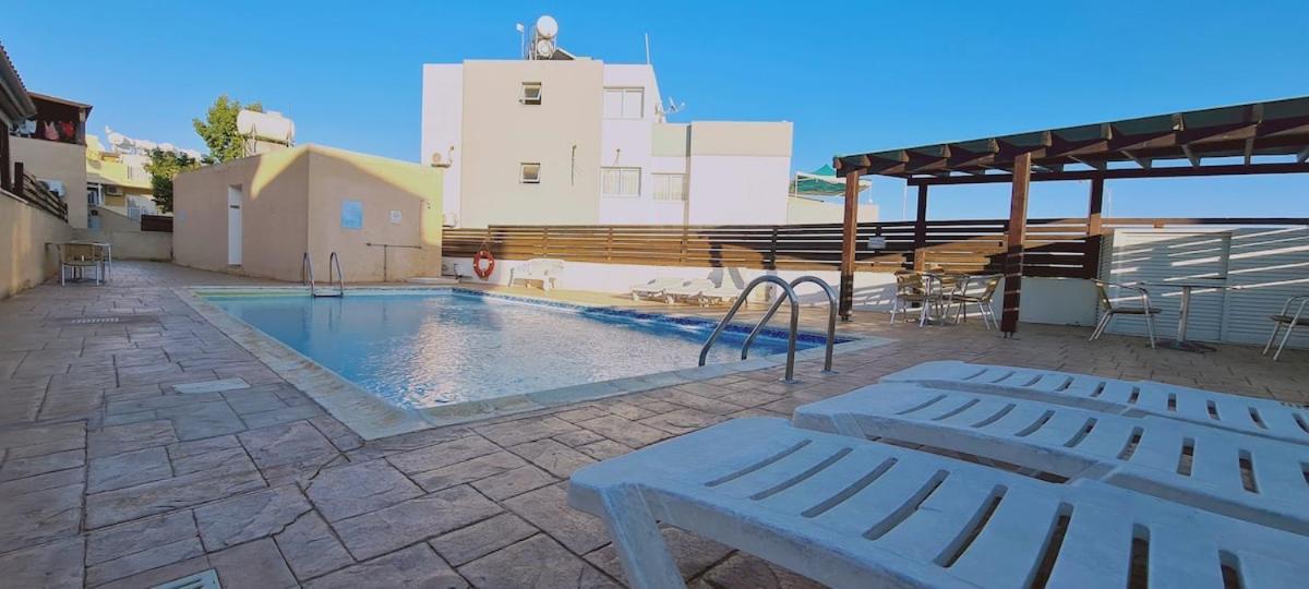 Stay Sunshine Apartment Paralimni Luaran gambar